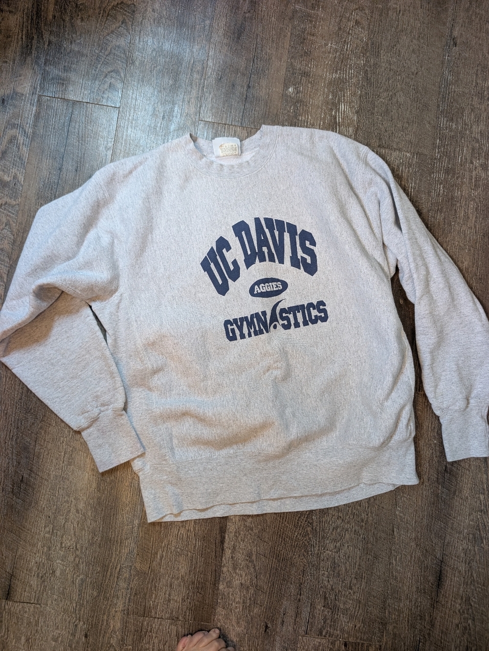 Vintage UC Davis Gymnastics Sweatshirt; Lee Gray Crewneck Sweatshirt